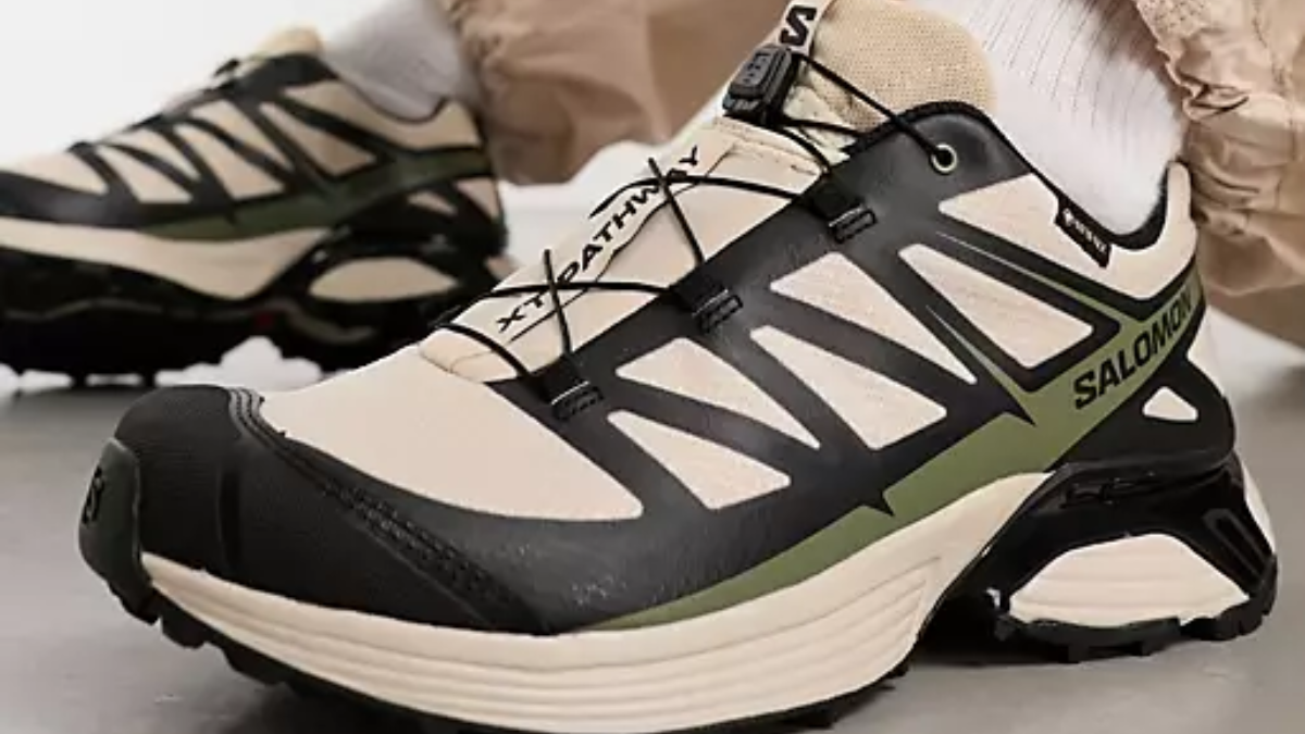 Top 7 mẫu giày đi bộ xuất sắc nhất 2024 cho bước chân thoải mái Hinh anh 6: Top 7 mau giay di bo xuat sac nhat 2024 cho buoc chan thoai mai