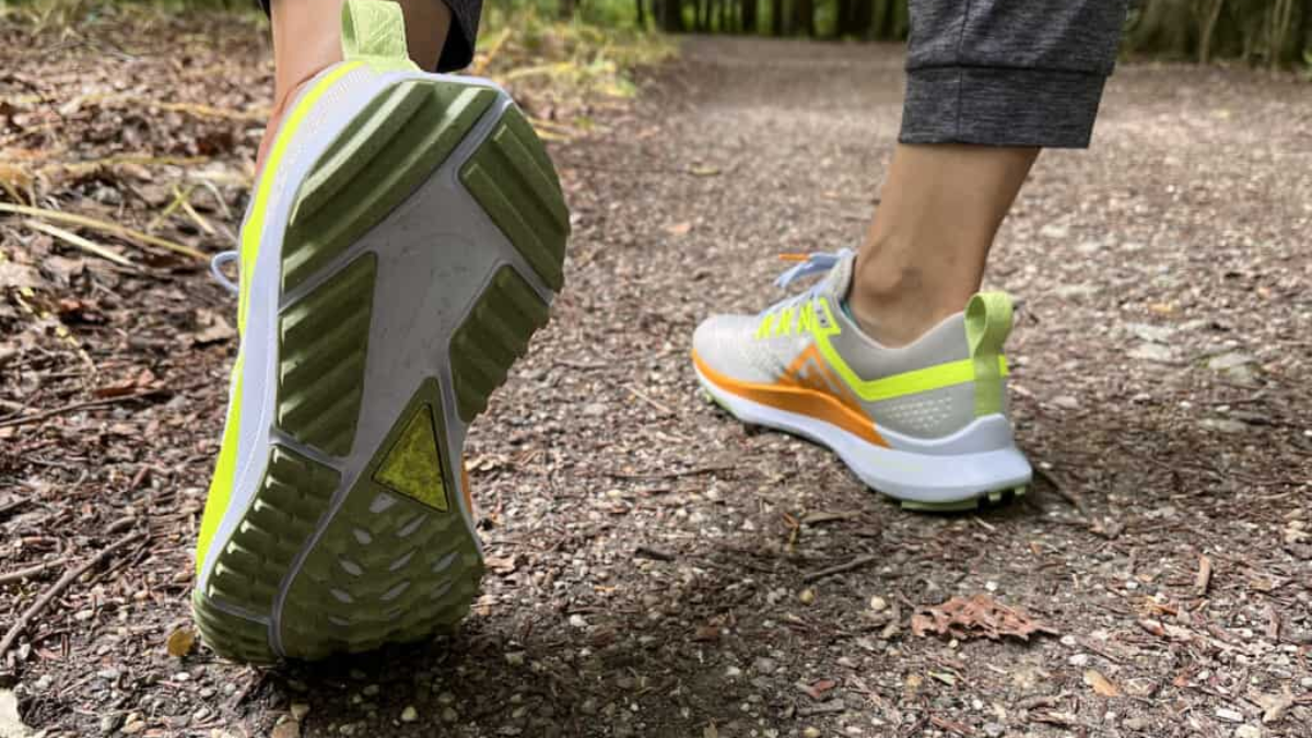 Review Nike Pegasus Trail 4: Có phải siêu phẩm đáng mua? Hinh anh 16: Review Nike Pegasus Trail 4: Co phai sieu pham dang mua?