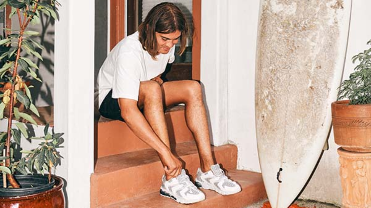 Nâng tầm phong cách cùng 7 mẫu sneaker phối với quần short Hinh anh 4: Nang tam phong cach cung 7 mau sneaker phoi voi quan short