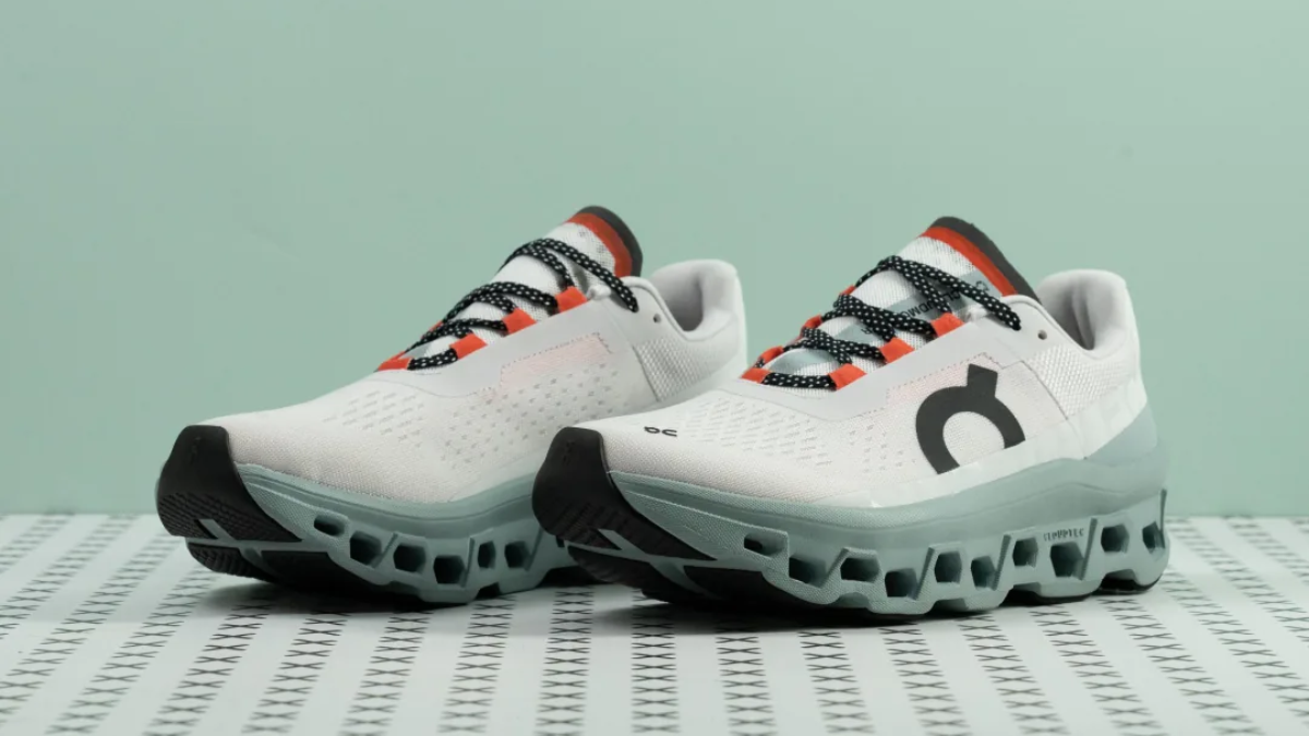 Hinh anh 13: Review On Cloudmonster: "Quai vat" em ai chinh phuc moi dia hinh