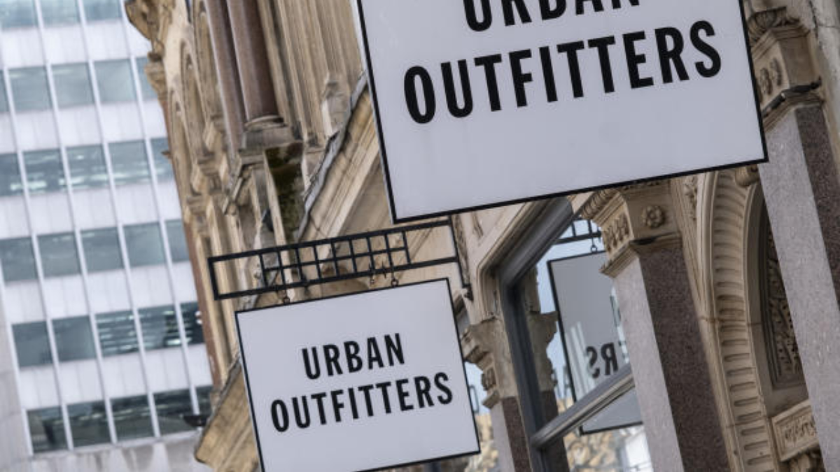 Hinh anh 10: Thoi trang nhanh va thoi trang truyen thong: Cuoc dua bat tan