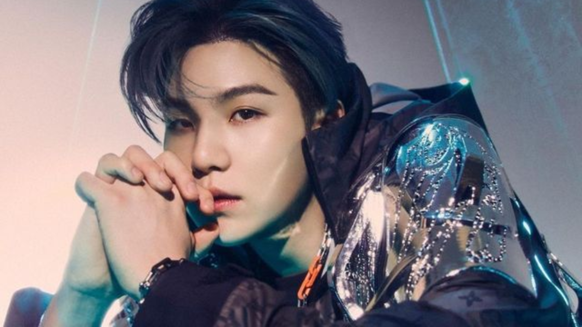 Hé lộ bộ sưu tập giày dép "đắt xắt ra miếng" của Suga BTS Hinh anh 1: He lo bo suu tap giay dep "dat xat ra mieng" cua Suga BTS