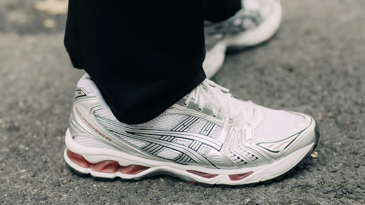 Legit check - Chìa khóa để sở hữu hàng chính hãng Hinh anh 12: Legit check - Chia khoa de so huu hang chinh hang