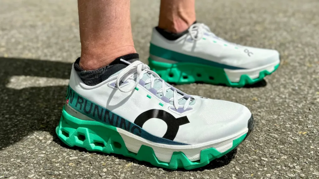 Hinh anh 8: Top nhung mau giay chay danh cho nam hot nhat 2024