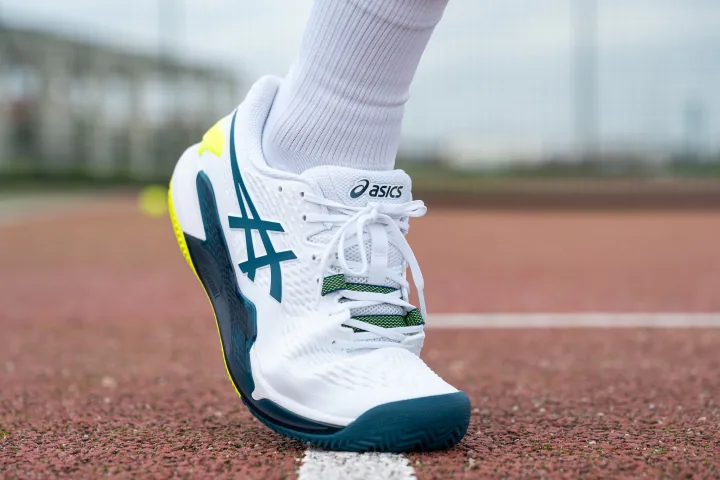 Hinh anh 2: Danh gia chi tiet ve giay tennis Asics Gel Resolution 9 Clay