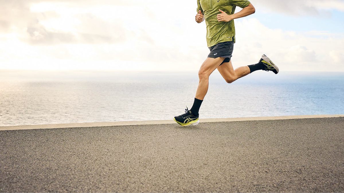 Lieu ASICS Gel Kayano 30 co xung dang voi gia tien?