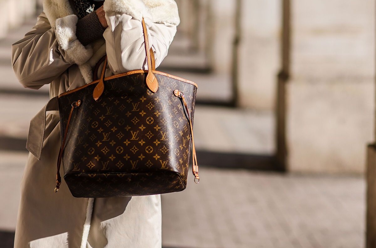 Louis Vuitton và 8 mẫu túi kinh điển mà quý cô nào cũng nên sở hữu Hinh anh 11: Louis Vuitton va 8 mau tui kinh dien ma quy co nao cung nen so huu