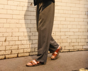 Giay Dr.Martens Josef Analine Leather Buckle 'Brown' 31573239