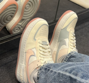 Giay Nike Air Force 1 Shadow 'Coconut Milk Crimson Tint' DZ1847-105