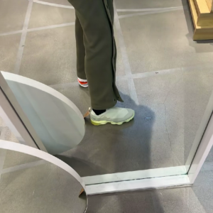 Giay Nike Air VaporMax Moc Roam 'Light Stone' DZ7273-100