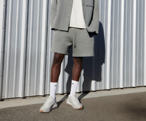 Giay Nike Air Max Pulse SE 'White Phantom' FN6919-100