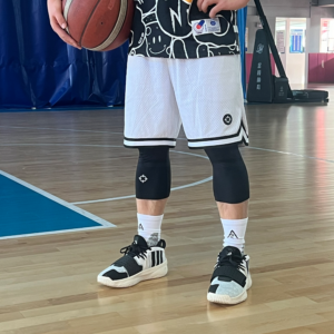 Giay Adidas Dame 8 EXTPLY 'White Black' ID5678