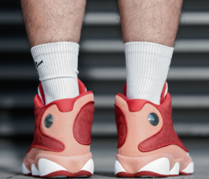 Giay Nike Air Jordan 13 'Dune Red' DJ5982-601