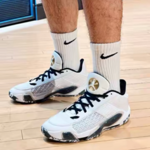 Giay Nike Air Jordan 38 Low 'Royalty' FD2326-107