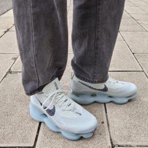 Giay Nike Air Max Scorpion Flyknit 'Silver Grey' FQ2694-001