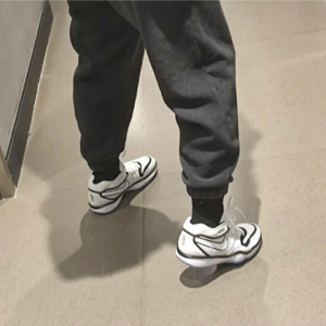 Giay Nike Air Zoom GT Hustle 2 'White Black' DJ9405-102