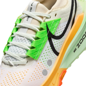 Giay Nike ZoomX Zegama 2 'White Laser Orange' FD5191-100