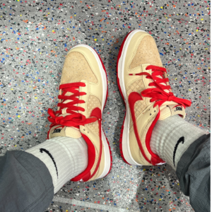 Giay Nike Dunk Low 'Strawberry Waffle' HJ9100-294
