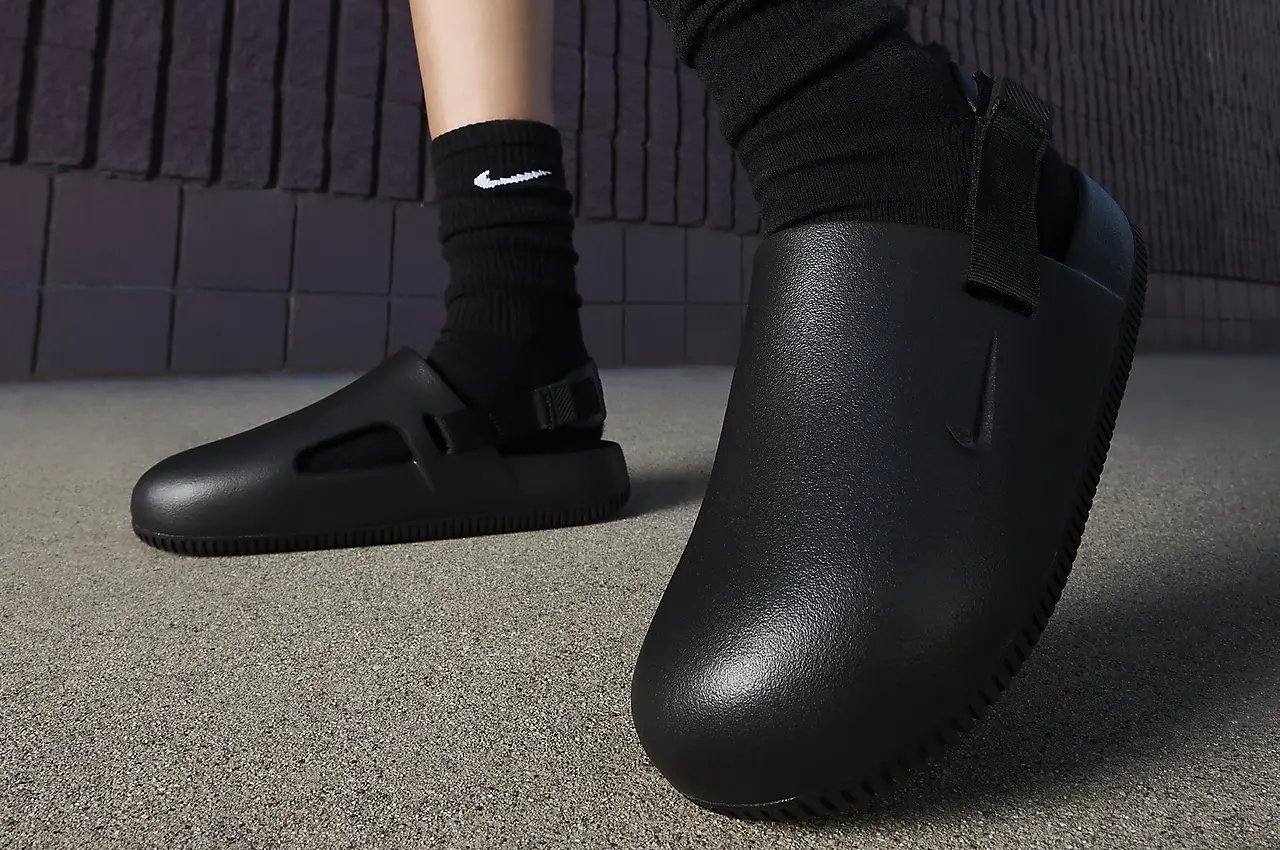 Nike "mượn ý tưởng" Boston Clog là bắt chước hay lời khen ngợi? Hinh anh 3: Nike "muon y tuong" Boston Clog la bat chuoc hay loi khen ngoi?