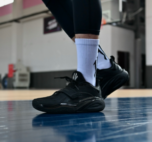 Giay Anta Kai 1 x Kyrie Irving 'Triple Black' 112431102S-10