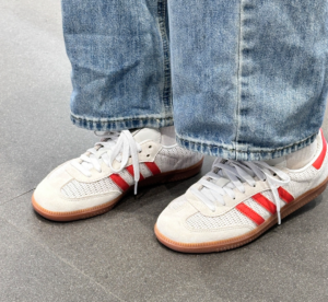 Giay Adidas Samba OG 'Crystal White Preloved Red' IG1380