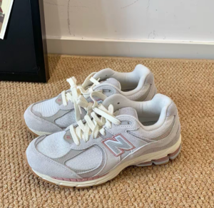 Giay New Balance 2002R Gore Tex 'Grey White' M2002RPM