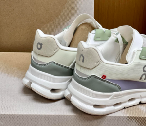 Giay On Running Cloudrift 'White Wisteria' 87-98115