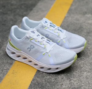 Giay On Running Cloudeclipse 'White Sand' 3WD30090248