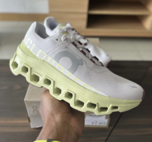 Giay On Running Cloudmonster 'Frost Acacia' 61-97783