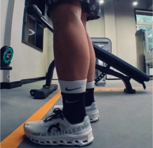 Giay On Running Cloudmonster 'White' 61-98285