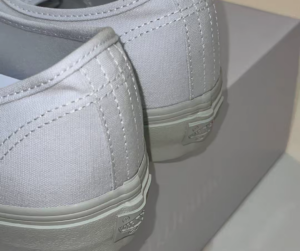 Giay Vans Authentic LX x JJJJound 'White' VN0A4CS4W00