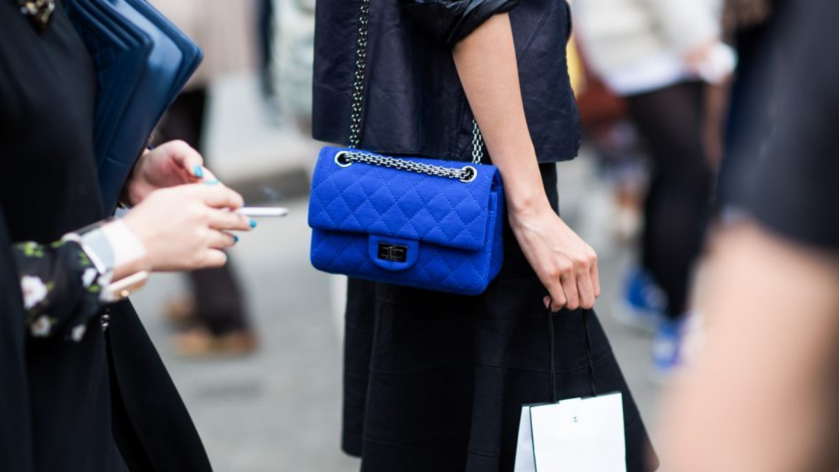 Hành trình chinh phục thời đại của túi xách Chanel Classic Hinh anh 1: Hanh trinh chinh phuc thoi dai cua tui xach Chanel Classic