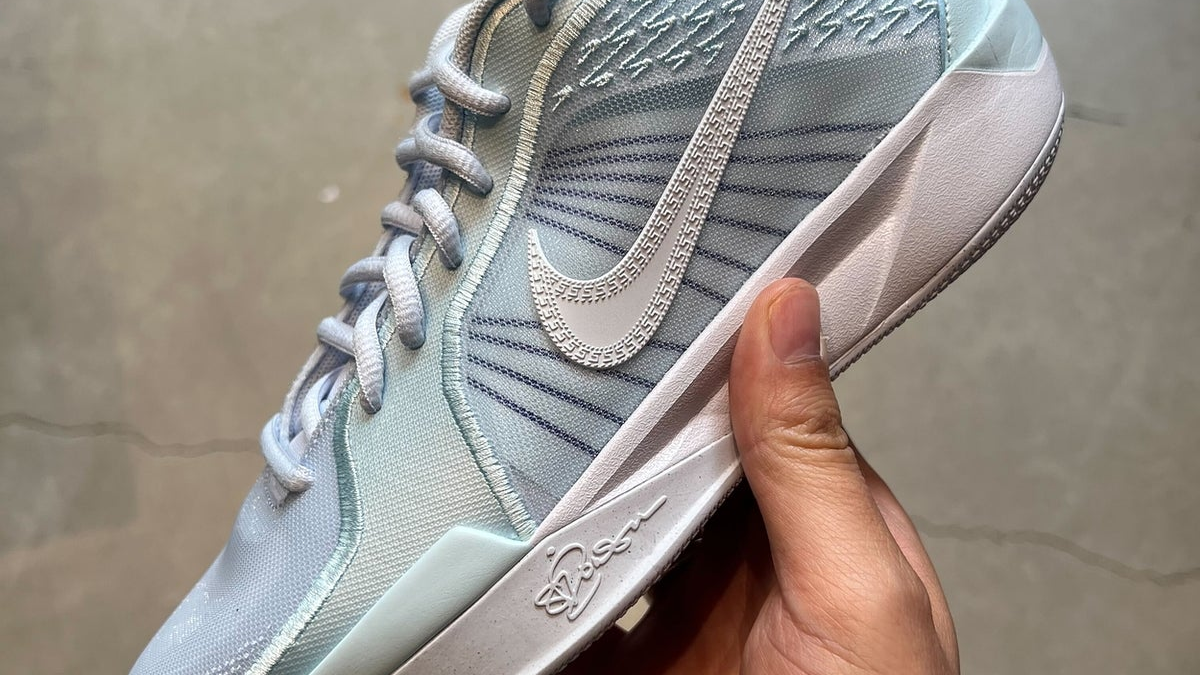 Review Nike Sabrina 2: Lot xac an tuong so voi phien ban dau tien