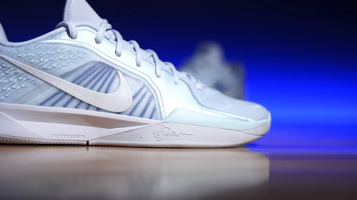 Review Nike Sabrina 2: Lột xác ấn tượng so với phiên bản đầu tiên Hinh anh 8: Review Nike Sabrina 2: Lot xac an tuong so voi phien ban dau tien