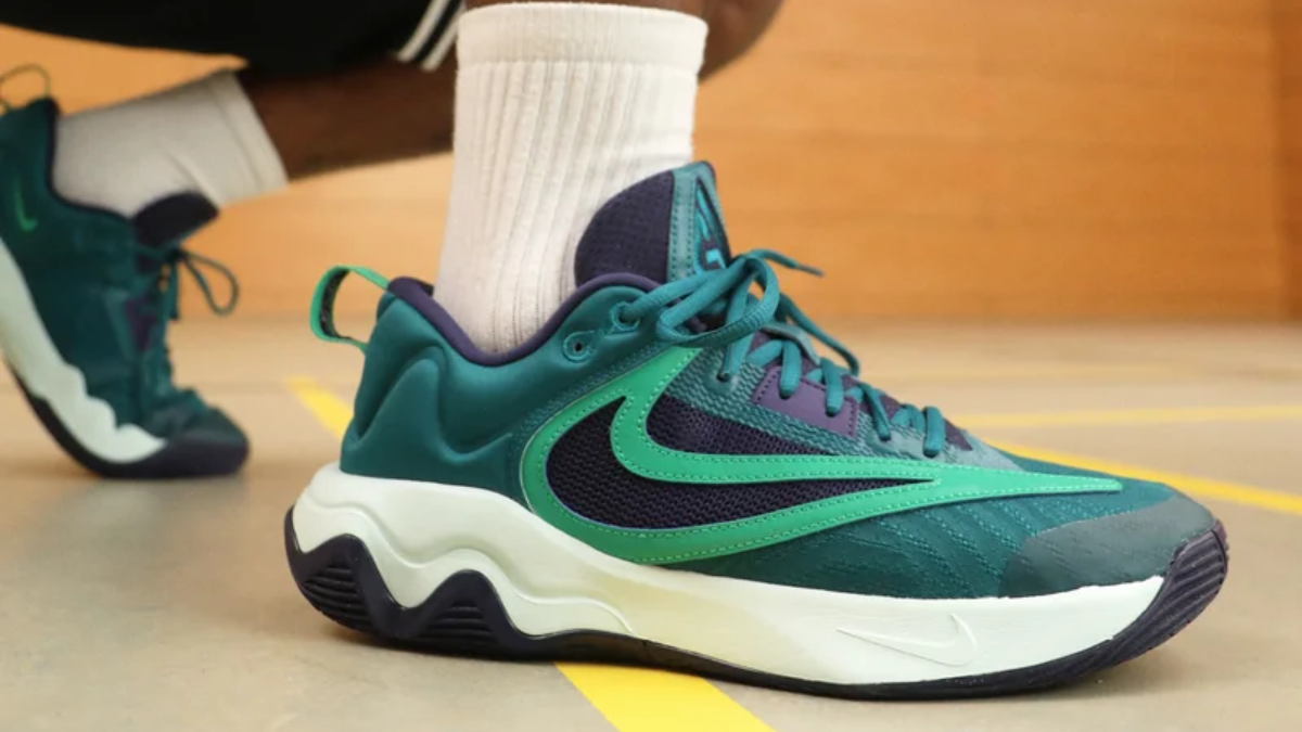 Review Nike Giannis Immortality 3: Có nên mua hay không? Hinh anh 5: Review Nike Giannis Immortality 3: Co nen mua hay khong?