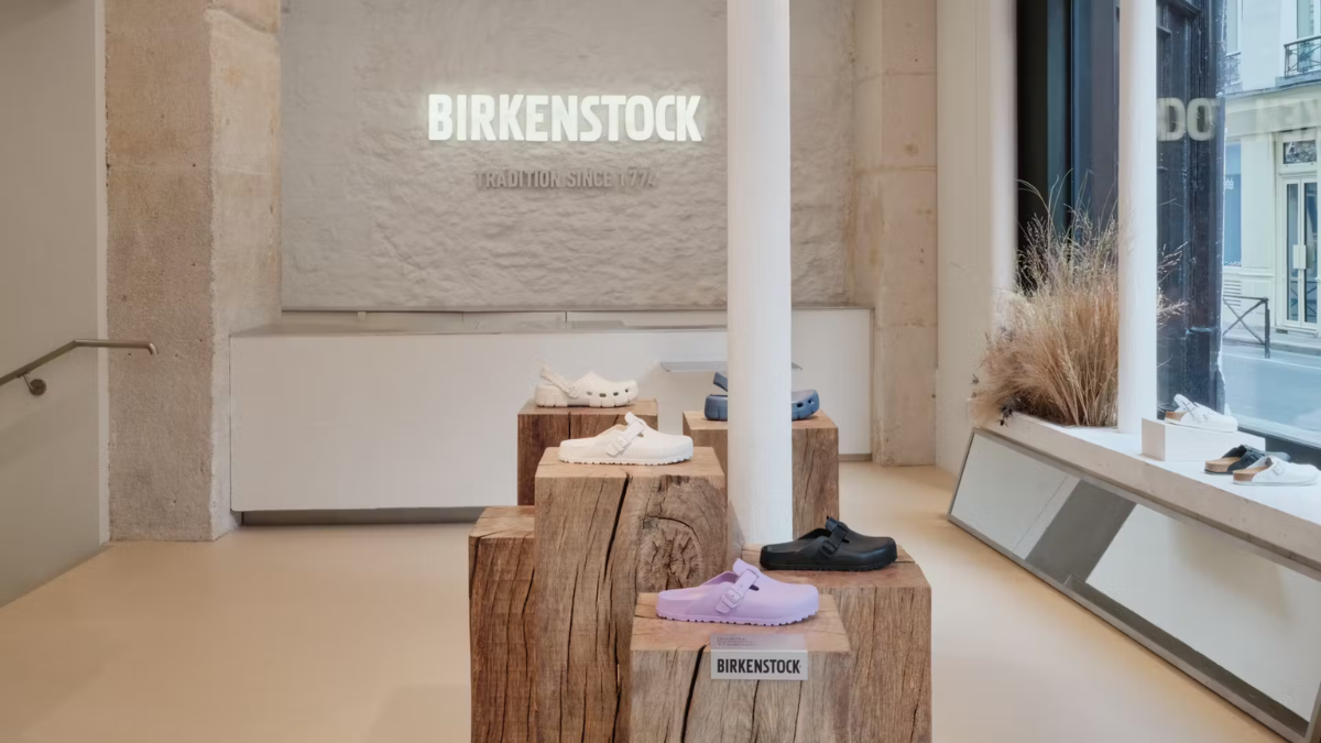 Đón chào thế giới Birkenstock đa dạng tại cửa hàng Paris đầu tiên Hinh anh 4: Don chao the gioi Birkenstock da dang tai cua hang Paris dau tien