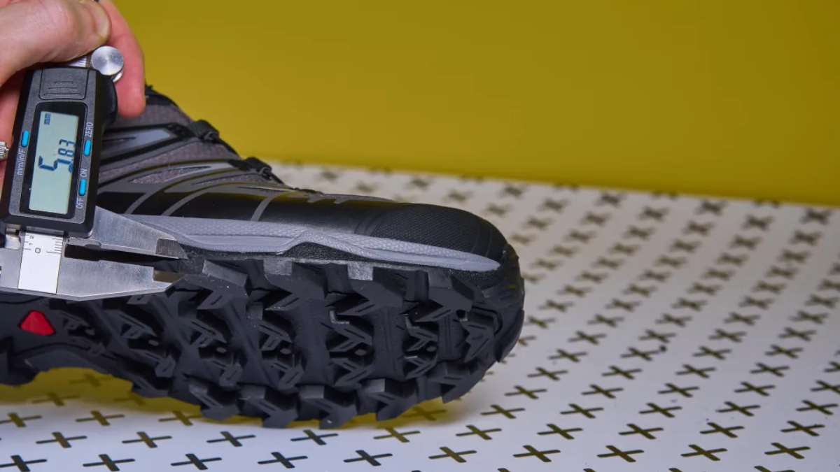 Review chi tiết Salomon X Ultra 3 GTX: Liệu có đáng mua? Hinh anh 10: Review chi tiet Salomon X Ultra 3 GTX: Lieu co dang mua?