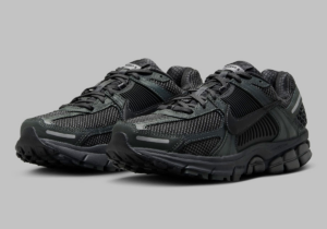Giay Nike Zoom Vomero 5 'Triple Black' FQ7079-002