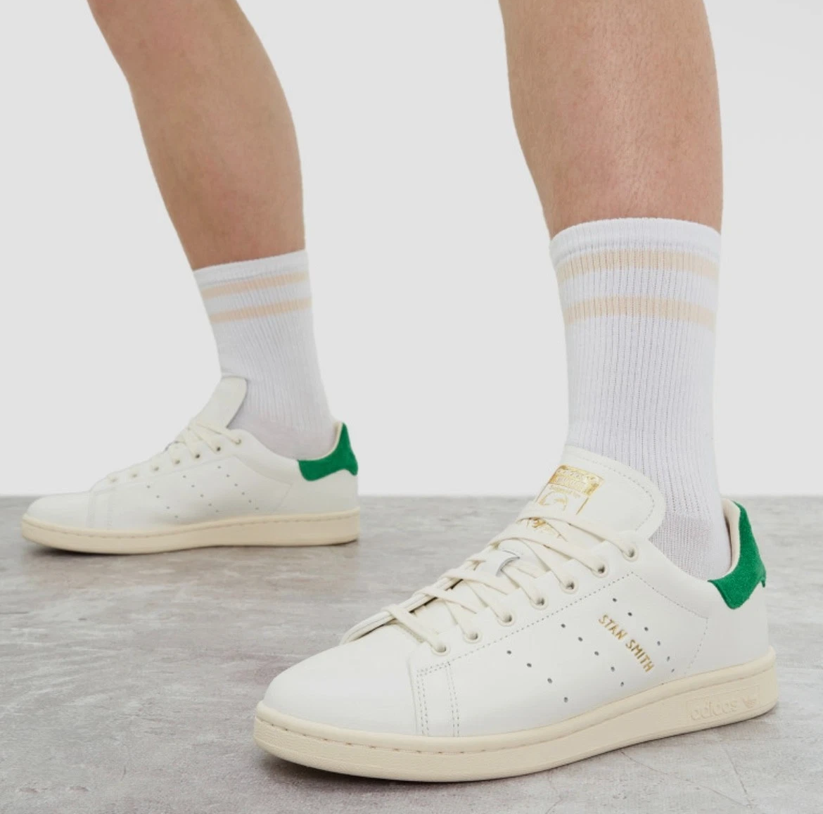 Alternative view of Giày Adidas Stan Smith Lux 'Cloud White' IF8844