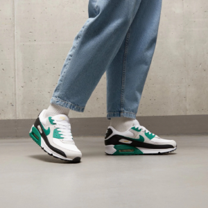Giay Nike Air Max 90 'Malachite' FB9658-102