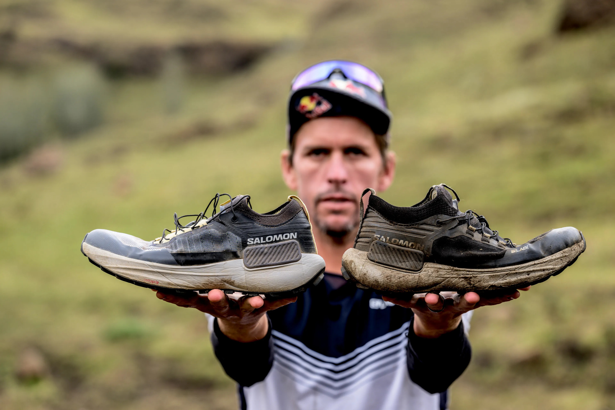 Salomon Genesis 2024 co gi?