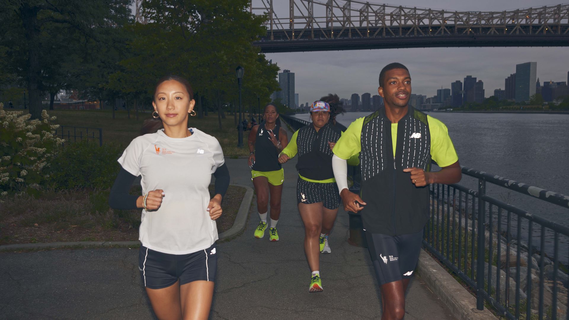 Hinh anh 1: Bo suu tap NYC Marathon 2024 cua New Balance co gi?