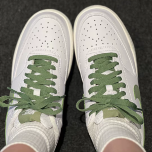 Giay Nike Court Vision Low 'White Oil Green' FJ5480-100