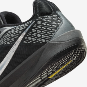 Giay Nike Wmns Sabrina 2 'Mirrored' FQ2174-001