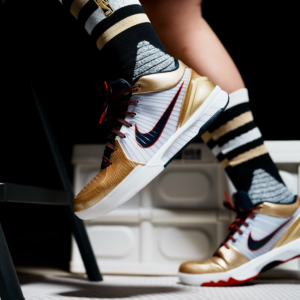 Giay Nike Zoom Kobe 4 Protro 'Gold Medal' FQ3544-100