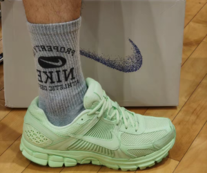 Giay Nike Zoom Vomero 5 Vapor 'Vapor Green' HF5493-301