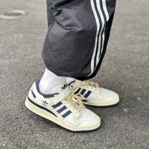 Giay Adidas Forum 84 Low 'Shadow Navy' IE9935