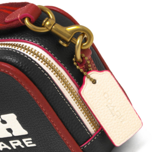 Tui Coach Kia Camera Pebbled Leather 'Black Red' CE735-B4M2