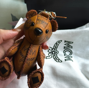 Moc Khoa MCM Bear Charm 'Brown' MXZAAXL01CO001