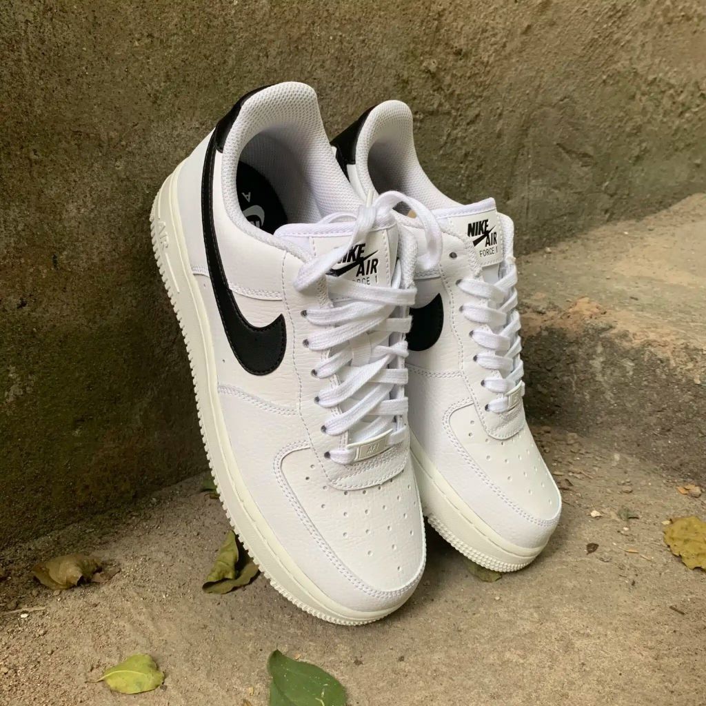 Hinh anh 9: Nhung doi giay sneaker tot nhat cho ngay tuu truong